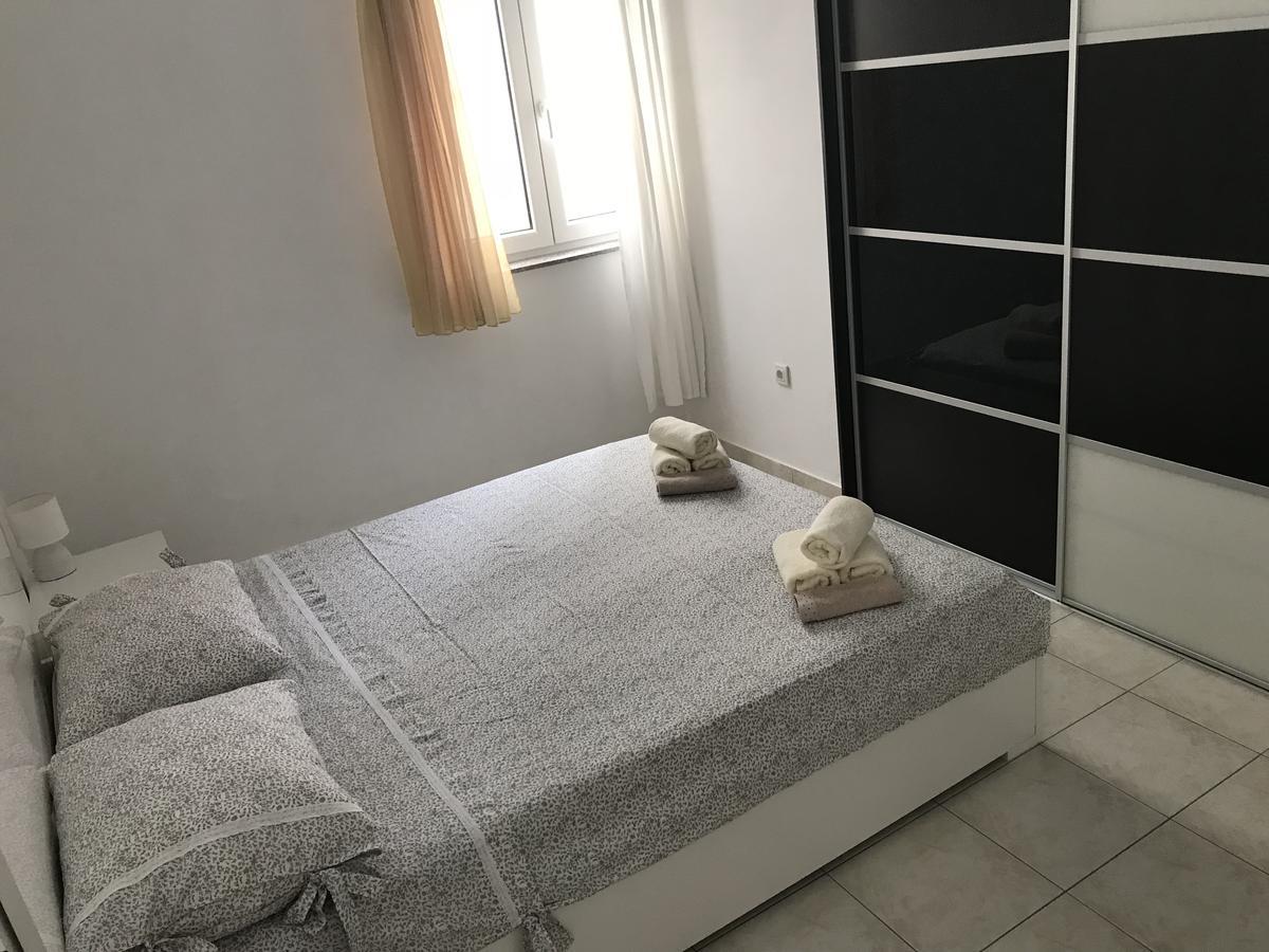 Ivancica Apartments Tisno Esterno foto