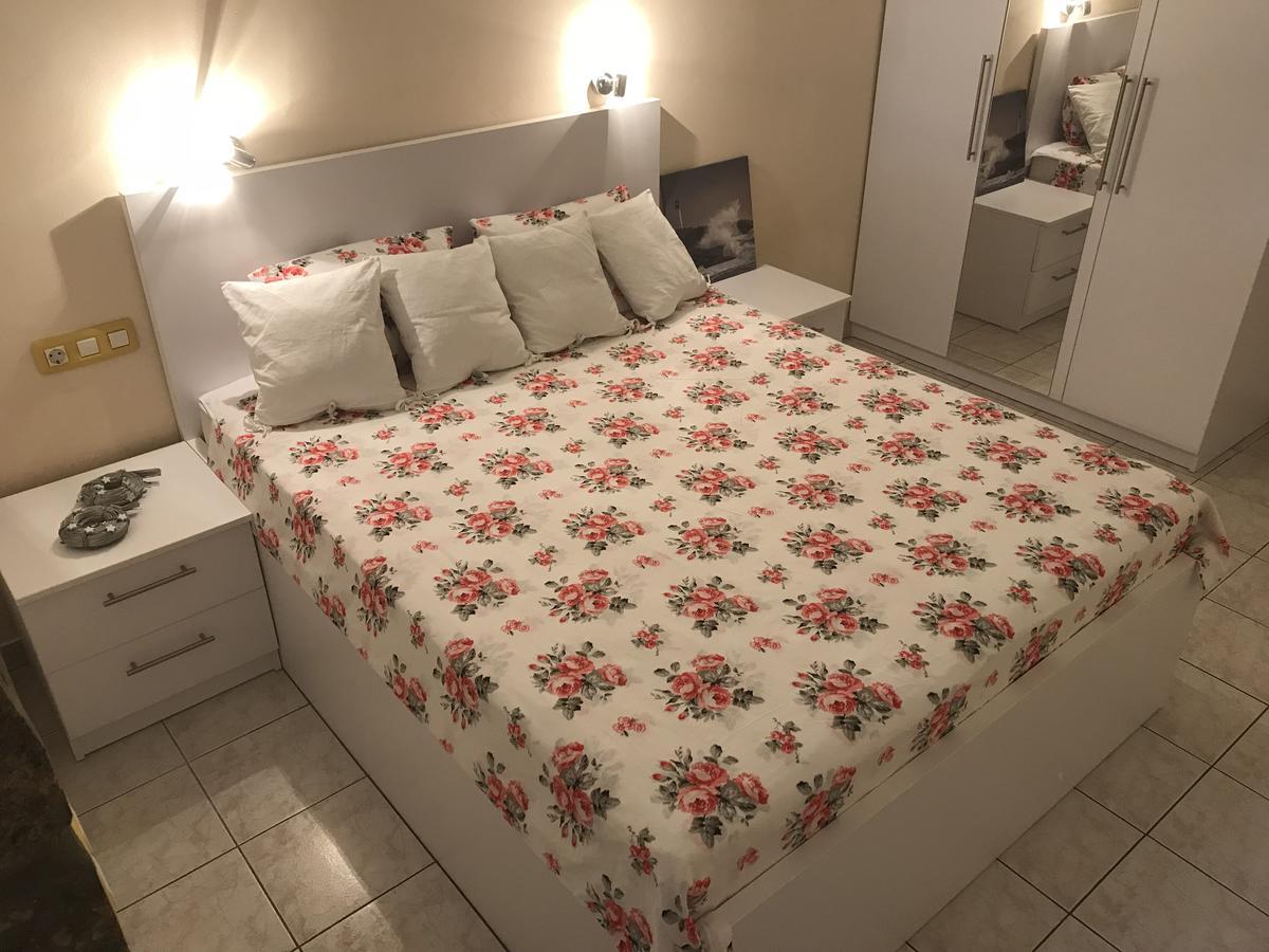 Ivancica Apartments Tisno Esterno foto