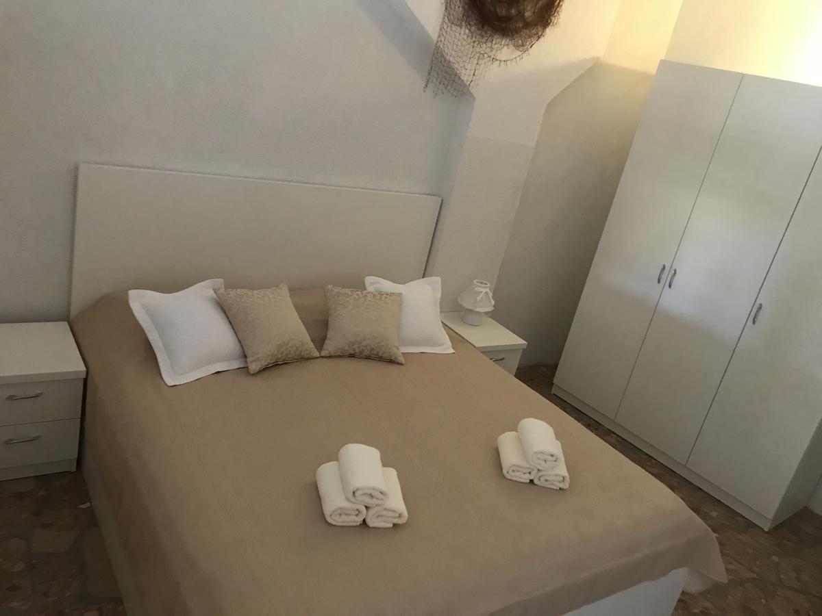 Ivancica Apartments Tisno Esterno foto